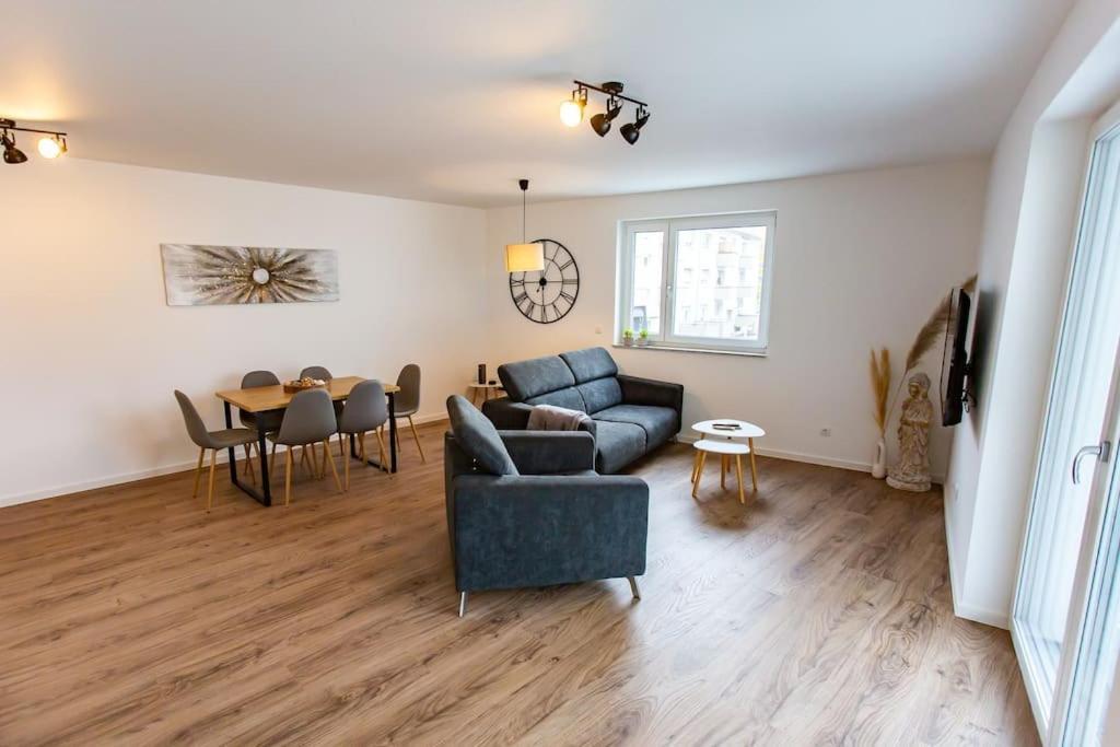 Grosse Cozy 4-Zi-Whg Mit Balkon Naehe Europa Park Und Rulantica Apartment Lahr  Exterior foto