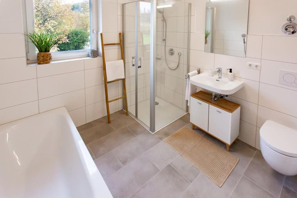Grosse Cozy 4-Zi-Whg Mit Balkon Naehe Europa Park Und Rulantica Apartment Lahr  Exterior foto